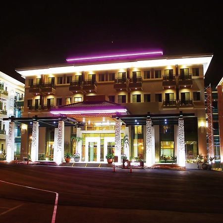 Hôtel Tsou Ma Lai Farm à Tainan Extérieur photo